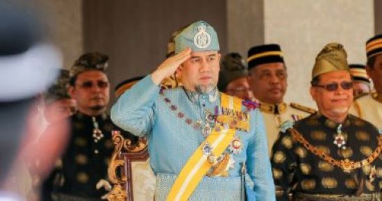 سلطان ماليزيا يتنحى عن حكم البلاد قبل انتهاء ولايته