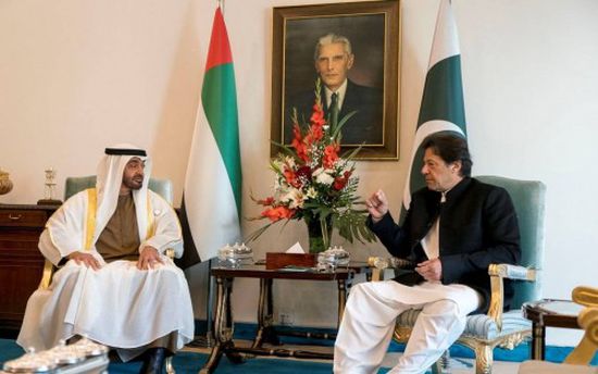 ولي عهد أبوظبي ورئيس وزراء باكستان يبحثان تعزيز العلاقات الثنائية