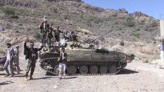 الجيش يعلن تحرير مواقع جديدة في دمت ومقتل 15 حوثيا