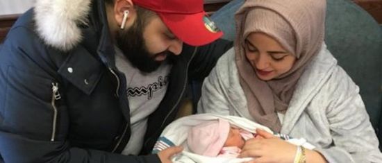طفلة عربية تحصل على لقب أول مواليد كندا لعام 2019