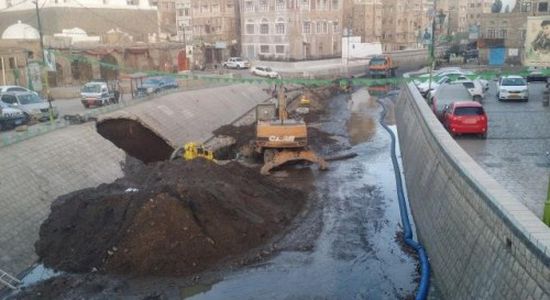 مياه المجاري تحاصر أهالي صنعاء القديمة وانتشار الأمراض (تفاصيل)