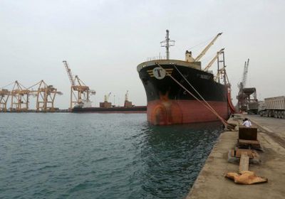 التحالف: 3 سفن لا تزال تنتظر دخول ميناء الحديدة