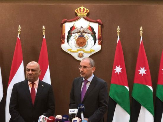 اليماني يلتقي نظيره الأردني بشأن الأزمة اليمنية