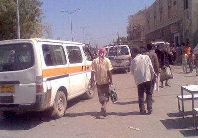 مواطنون بأبين يشتكون من ارتفاع تسعيرة المواصلات