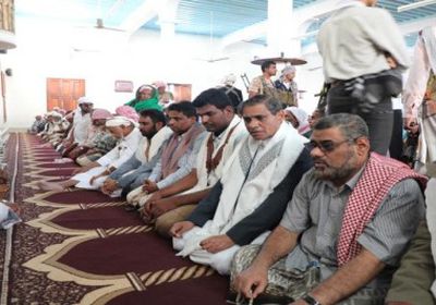 بحضور البحسني ومسؤولين.. تشييع جثمان رئيس الكتلة البرلمانية الحضرمية