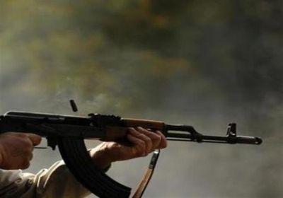  اشتباكات مسلحة في ساحة المنصورة بعدن وإصابة شخصين