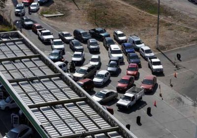 المكسيك تواجه مافيا سرقة الوقود بأربعة آلاف جندي لحراسة المستودعات