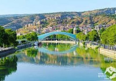 دولة أوروبية تسمح لليمنيين بدخولها دون تأشيرة مسبقة.. تعرف عليها