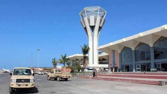 وفد سفراء الاتحاد الأوروبي يصل العاصمة عدن
