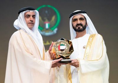 بن راشد يكرم الفائزين بجوائز التميز الحكومي