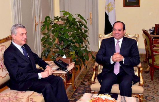 المفوض السامي لشئون اللاجئين يلتقي الرئيس المصري