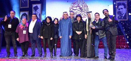 الطوق والأسورة يحصد جائزة أفضل عرض بمهرجان المسرح العربي