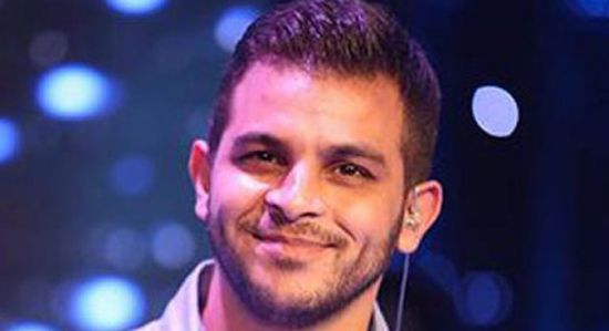 محمد رشاد ينتهي من تسجيل أغنية جديدة بعنوان "أنا مهزوم"