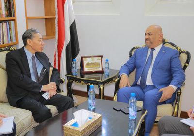 تفاصيل لقاء وزير الخارجية بالسفير الصيني لدى اليمن