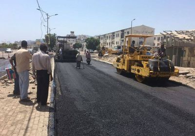 مشروع جديد لإعادة تأهيل وصيانة الطرق بأبين