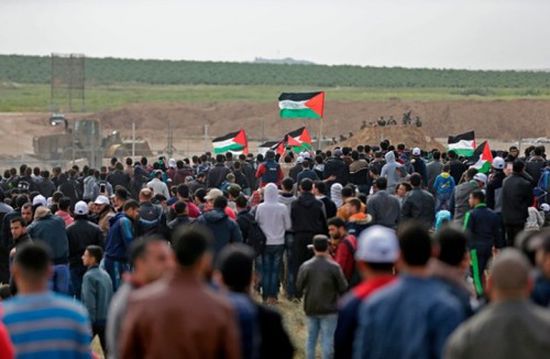 قوات الاحتلال تُطلق النار على مسيرات بغزة
