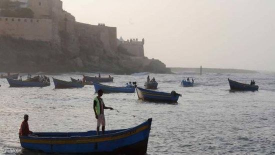 المغرب.. إنقاذ 30 صيادًا علقوا بالبحر