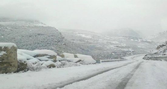 لبنان تنوه عن الطرقات المقطوعة بسبب الثلوج