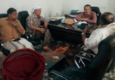قيادة انتقالي الشحر تبحث التعاون والشراكة مع السلطة المحلية