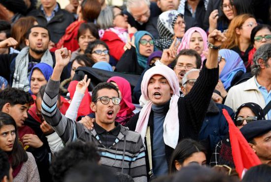 أزمة بين النقابة والوزارة.. طلاب تونس يخرجون عن صمتهم بتظاهرات غاضبة