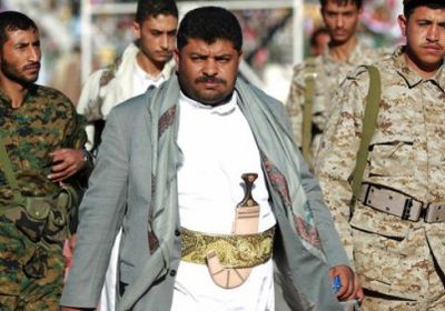 النزيلي: الحوثي يلقي أخر أوراقه باستهداف النساء