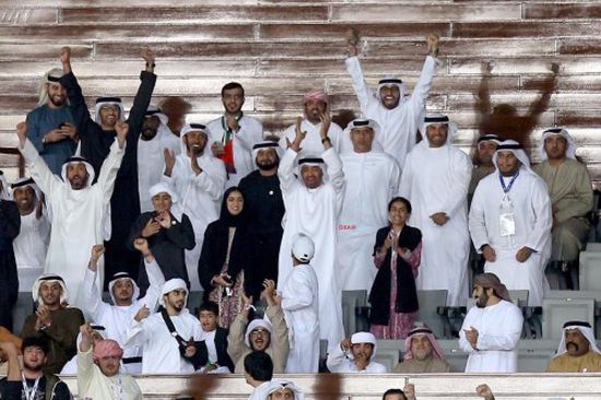 غالب يهنئ منتخب الإمارات ويشيد بتواضع بن زايد