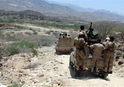مقتل 8 حوثيين في اشتباكات مع الجيش بتعز