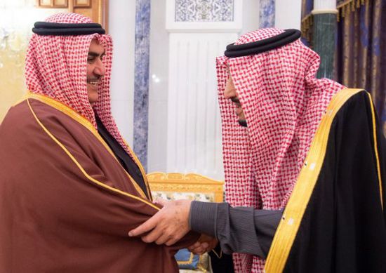 ملك السعودية يستقبل وزير خارجية البحرين.. صور