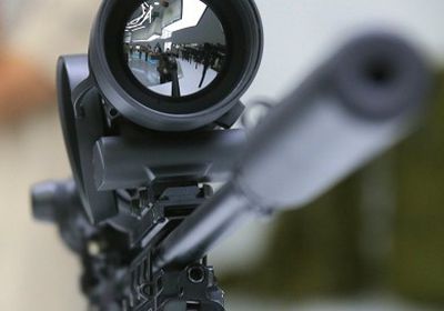 للاستخدام المدني والعسكري.. هذه أصغر بندقية في العالم ( فيديو)