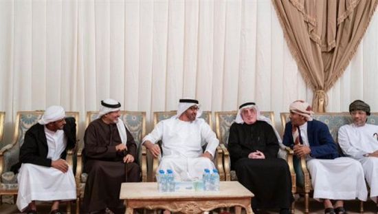 بن زايد يؤدي واجب العزاء لنائب السفير اليمني لدى دولة الإمارات