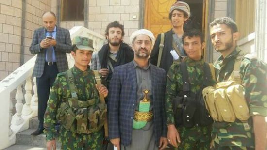 محافظ صنعاء الحوثي يشكو تعرضه لعمليات تنصت من قيادي في المليشيات (خاص)