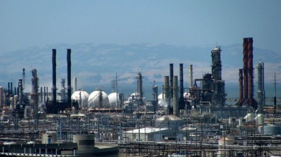 الكويت تمول " مصفاة الدقم " العمانية بملياري دولار