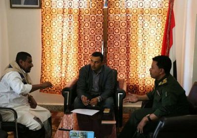 محافظ سقطرى يقرر تشكيل لجنة لإزالة المخالفات في " حديبوه "