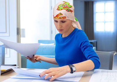 أسماء الأسد تجري عملية جراحية في دمشق