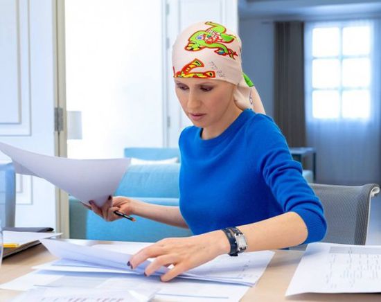 أسماء الأسد تجري عملية جراحية في دمشق