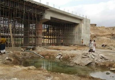 البحسني يشيد بمستوى الإنجاز في تشييد جسر المعابر ويؤكد: الانتهاء خلال شهور قليلة 