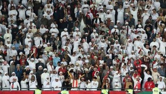 شرطة أبو ظبي تدعو الجماهير للتحلي بالأخلاق الرياضية في المدرجات