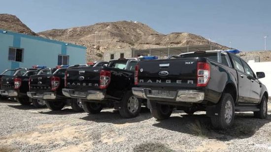 التحالف يقدم دعمًا جديدًا للأمن والشرطة بساحل حضرموت (صور)