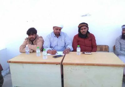 "هيئة المصائد" بالمهرة تناقش آليات تنظيم مواسم الصيد والمحافظة على الثروة السمكية (صور)