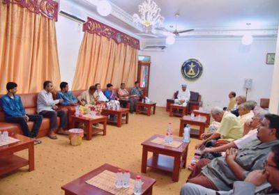 اللواء الزُبيدي يُشيد بدور الأدباء والكتاب الجنوبيين في حماية الهوية