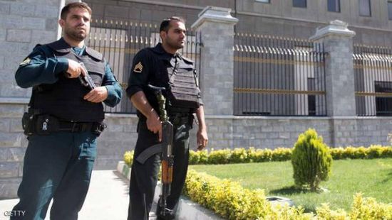 إيران.. إصابة 4 أشخاص في انفجارين قرب مركز شرطة