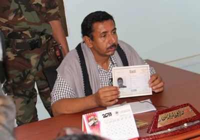 محافظ شبوة يدشن الإصدار الآلي للبطائق الشخصية