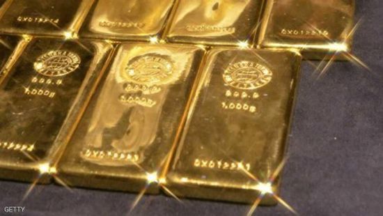 الذهب يستقر عند 1320.01 دولار للأوقية 