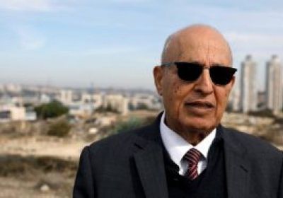 شعث: الفلسطينيون لن يقبلوا بإملاءات "ترامب" ومشروعاته