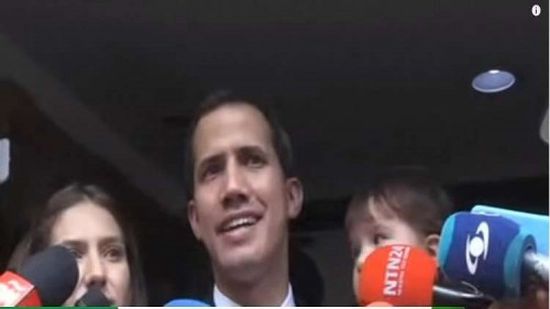 غوايدو: "عائلتي تعرضت للتهديد من الأجهزة الأمنية في فنزويلا"