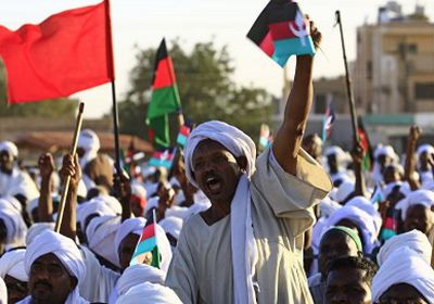 بالغاز المسيل.. الشرطة السودانية تواجه مظاهرات الجمعة