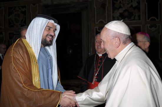" عالم التسامح "..هكذا رحب الفنان حسين الجسمي بزيارة البابا فرنسيس للإمارات