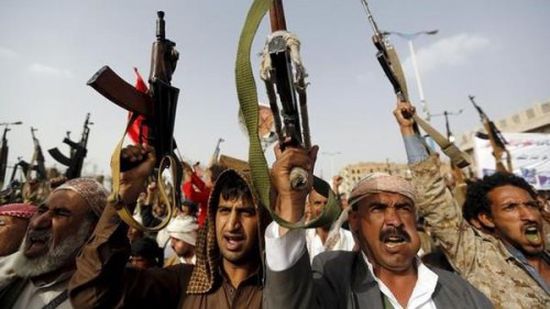 إعلامي كويتي يُفجر مفاجآة عن الحوثي