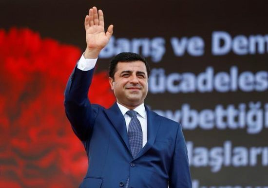 نكاية في أردوغان.. زعيم كردي معارض مُرشحاً لجائزة نوبل للسلام