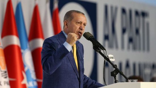 فضيحة مدوية.. حزب أردوغان يدعي امتلاكه "تأشيرات" لدخول الجنة